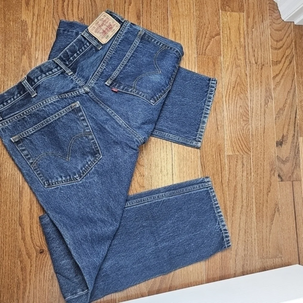 Vintage Levi's 505 Blue Jeans Denim‎ 38x34 Dark Wash Timeless